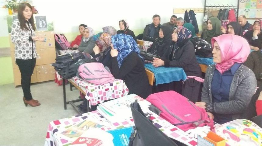 Aksaray&rsquo;da Aile Ve Sosyal Politikalar M&uuml;d&uuml;rl&uuml;ğ&uuml; Bin 906 Kişiye Eğitim Verdi