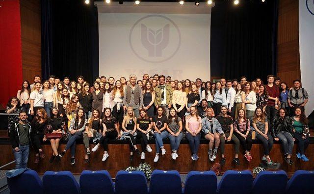 &ldquo;s&uuml;t Kardeşler&rdquo; M&uuml;zikal Oluyor 1