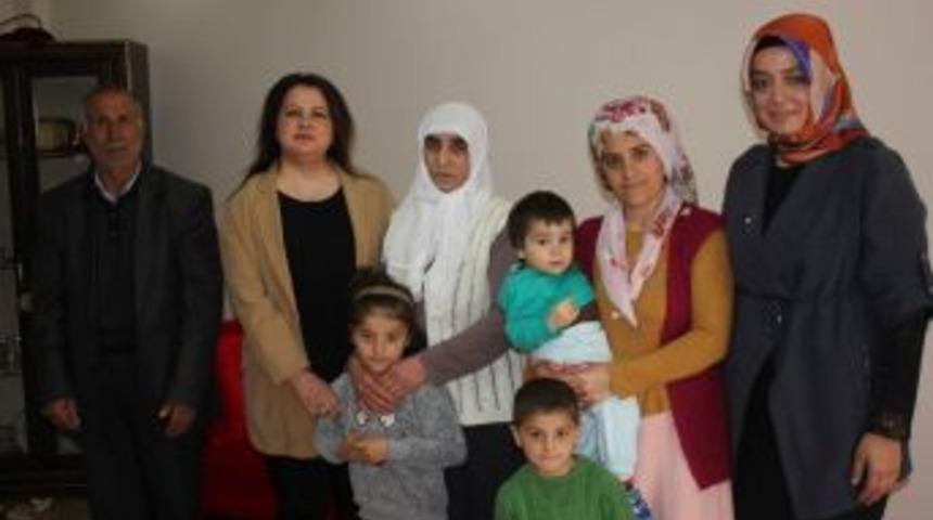 Beyza Elban&rsquo;dan Şehit Ailesine Ziyaret