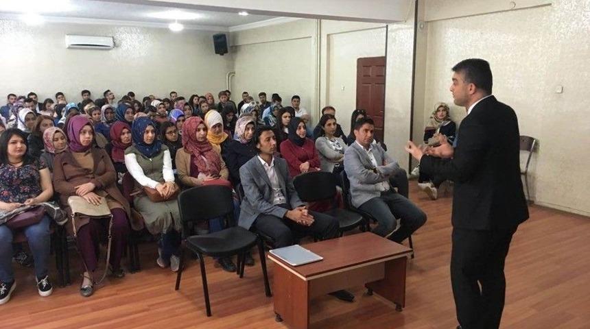 Sason&rsquo;da S&ouml;zleşmeli &Ouml;ğretmenlere Seminer Verildi