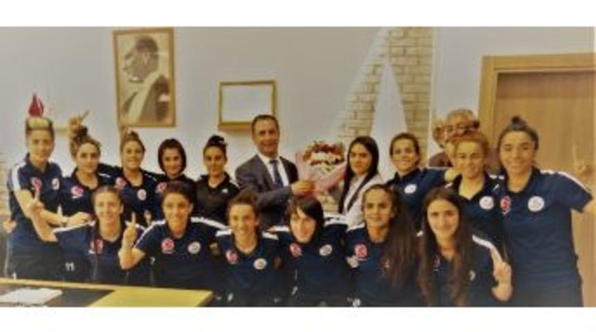 Şampiyon Sporcular Vedaş&rsquo;ta