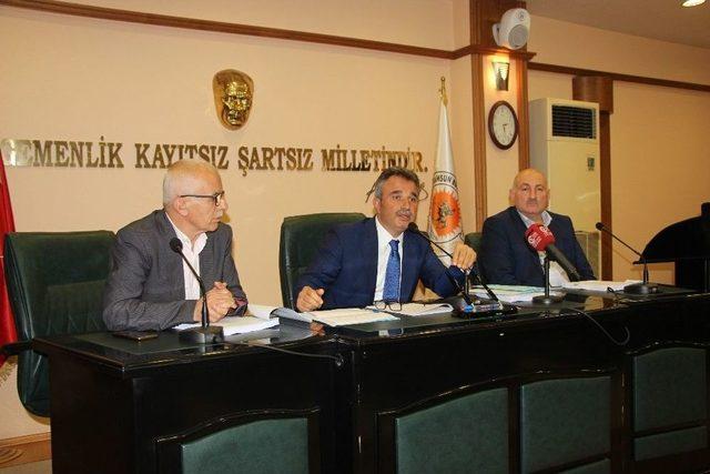 İl Encümeninde Başkan Şahin’in Yerine Kurt Seçildi