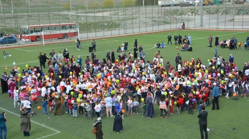 Aşkale&rsquo;de &Ccedil;ocuklar Eğlendi