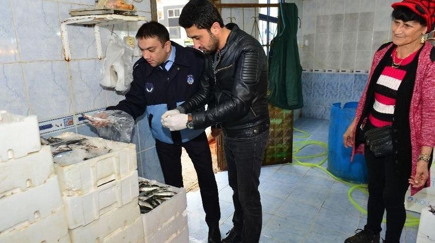 Kumluca&rsquo;da Balık&ccedil;ı Esnafı Denetlendi
