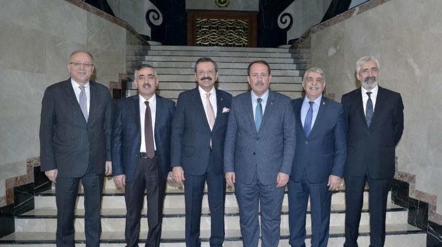 Diyarbakır İş &Ccedil;evresi Tobb&rsquo;da Taşeronları Konuştu