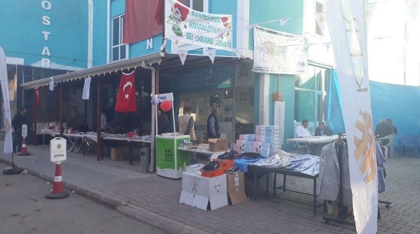 G&ouml;lbaşı İl&ccedil;esinde &Ouml;ğrenciler Yararına Kermes A&ccedil;ıldı