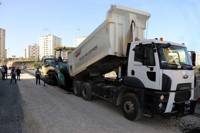 Talas’ta Asfaltlama Çalışmaları Başladı