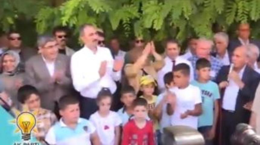 Bakan G&uuml;l&rsquo;den Fıstık Gibi Karşılamaya Klipli Teşekk&uuml;r