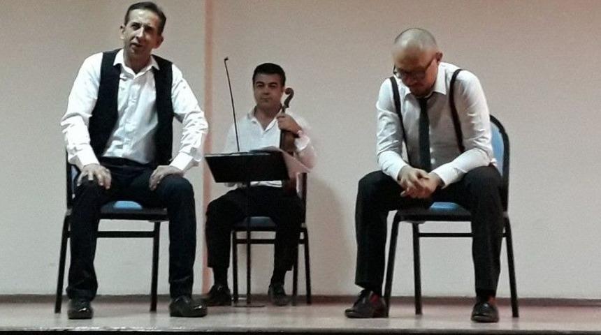 Mahmudiye&rsquo;de &rsquo;&ccedil;anakkale Kahramanlıkları&rsquo; Tiyatro Oyunu