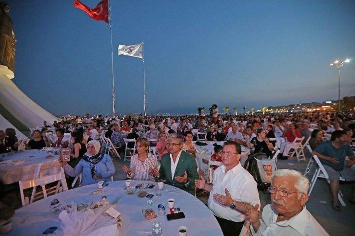 Karşıyaka’da 7 Bin Kişilik İftar G5