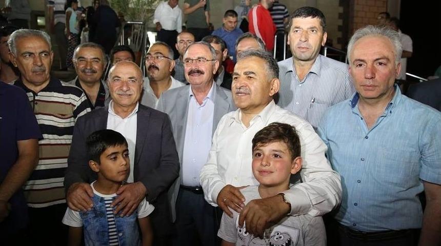 Başkan B&uuml;y&uuml;kkılı&ccedil;, Germir Halkı İle Buluştu