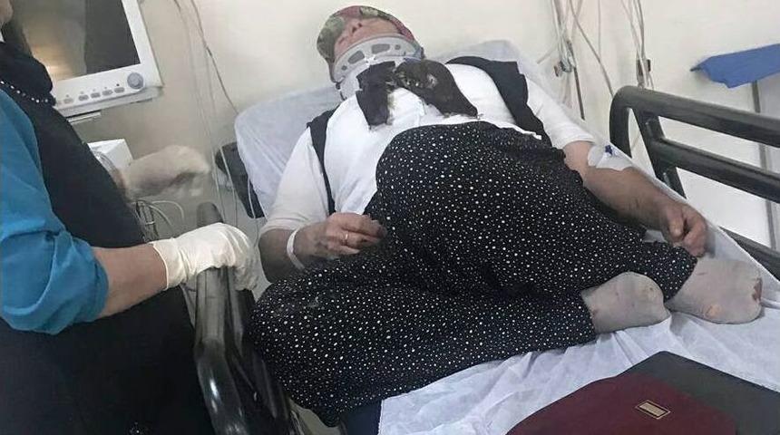 Otomobil Takla Atarak Ters D&ouml;nd&uuml;: 5 Yaralı