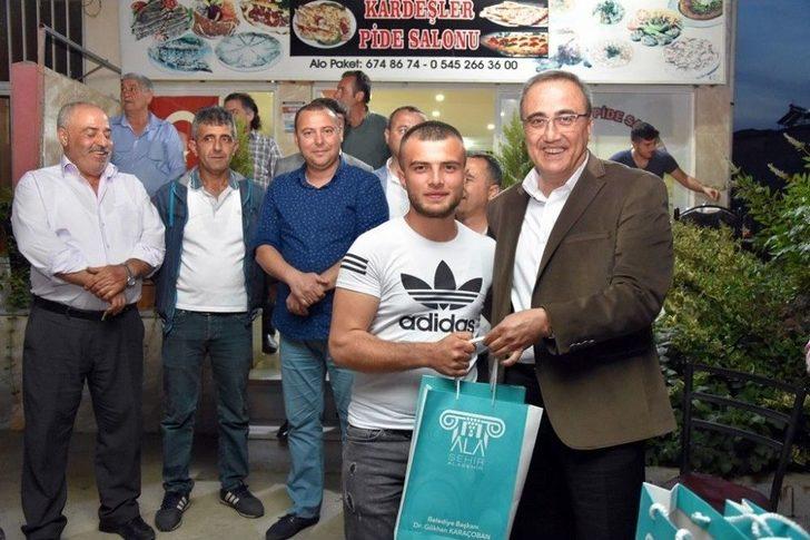 Başkan Karaçoban Askerleri Dualarla Uğurladı G5