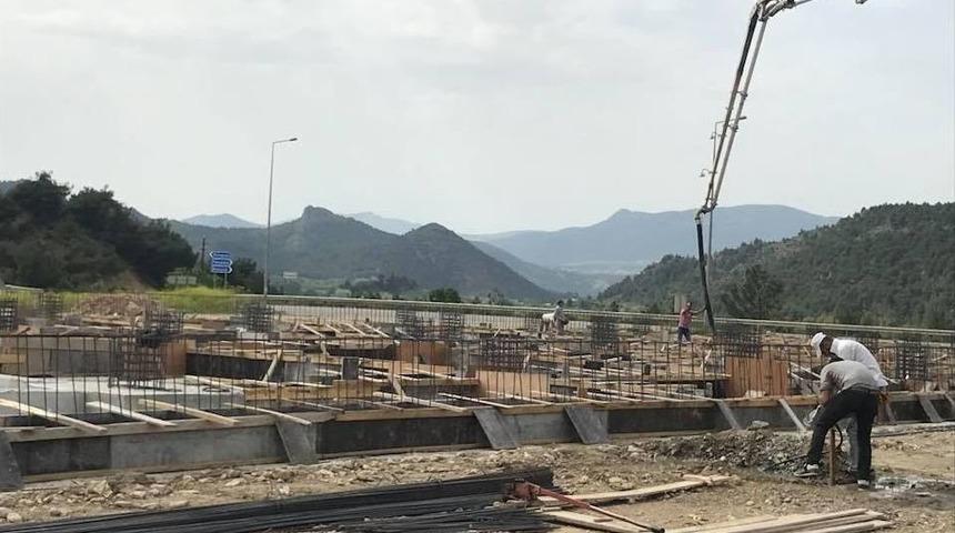 Osmaneli&rsquo;nde İnşaat &Ccedil;alışmaları Devam Ediyor