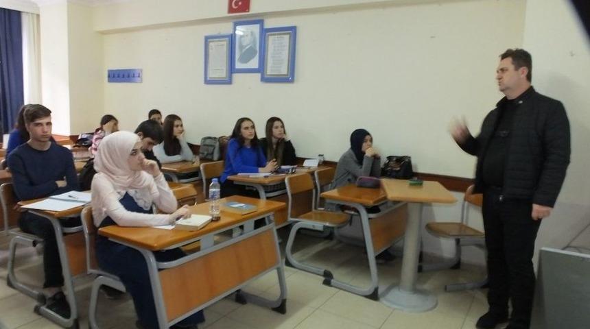 &Uuml;cretsiz &Uuml;niversiteye Hazırlık Kursları İlgi G&ouml;rd&uuml;