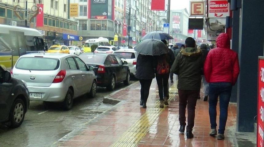 Van&rsquo;da Aralık Ayında Yağmur Etkili Oluyor