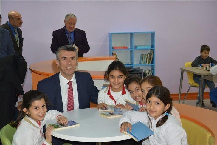 Edremit’te Z Kütüphane Sayısı Gün Geçtikçe Artıyor G1