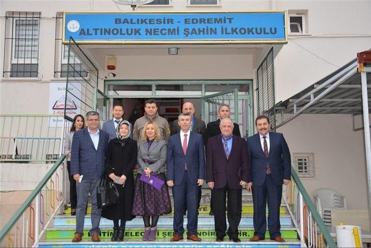 Edremit’te Z Kütüphane Sayısı Gün Geçtikçe Artıyor G5