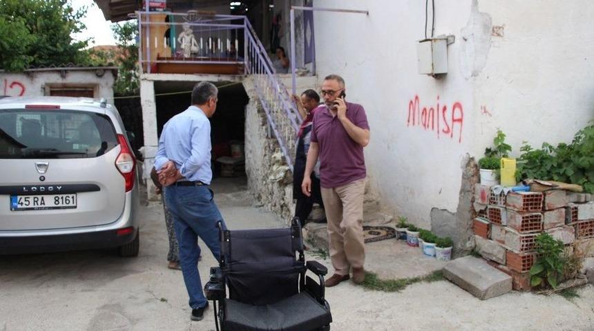 Ak&uuml;l&uuml; Aracı Arızalanan Gencin İmdadına &Ouml;zdağ Yetişti