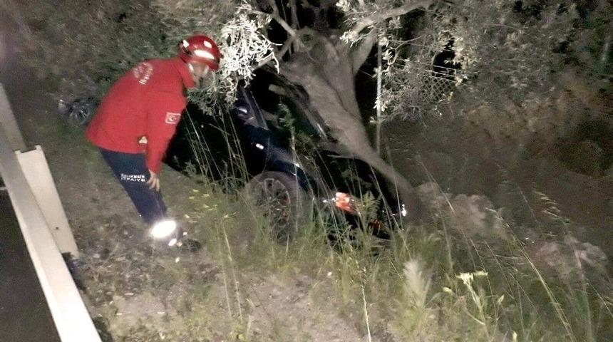 G&ouml;me&ccedil;&rsquo;te Aracıyla Zeytinlik Alana U&ccedil;tu