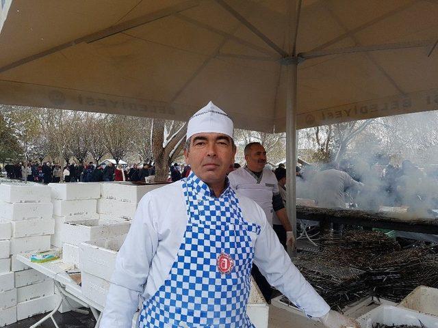 Başkentliler Karda Hamsi Festivali Yaptı 1
