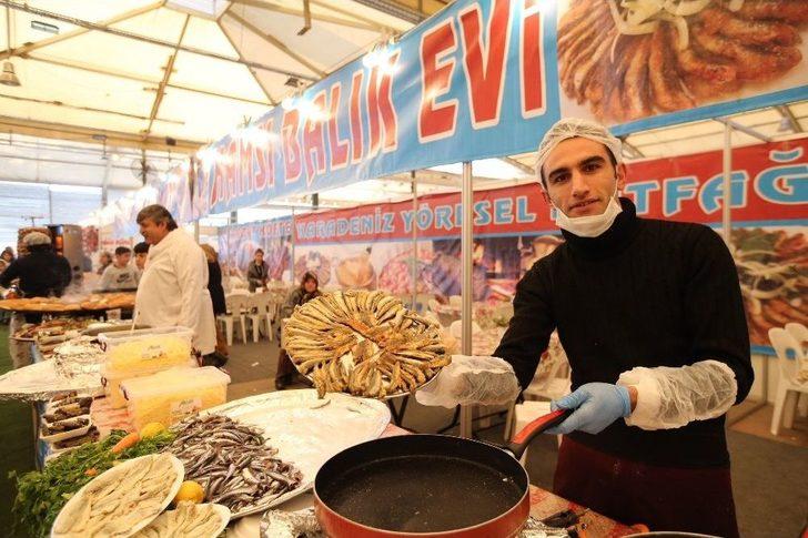 Hamsi Şöleni’nde 5 Ton Hamsi Dağıtıldı G5