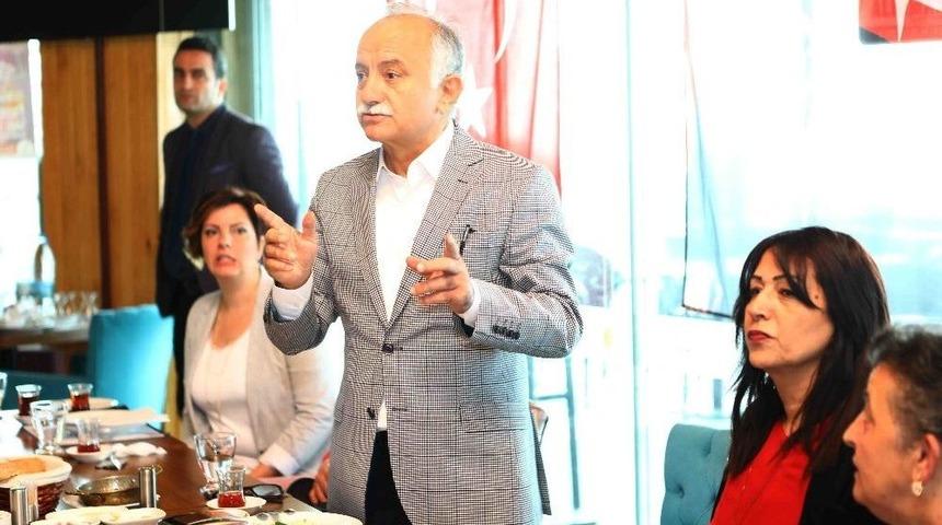 Başkan Karabağ Mahalle Sakinleriyle Buluştu