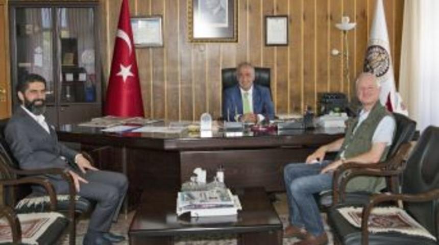 Atatürk Üniversitesinde Gündem: Nörobilim Ve Moleküler Biyoloji