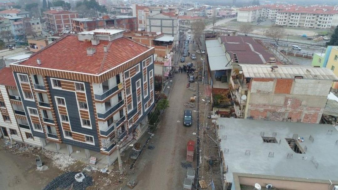Turgutlu&rsquo;da Piyaleoğlu Caddesi&rsquo;nde Değişim S&uuml;r&uuml;yor