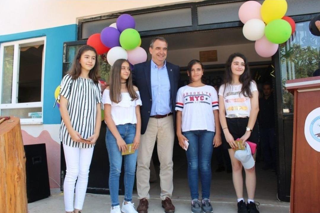 Başarılı &Ouml;ğrencilere Anlamlı T&ouml;ren