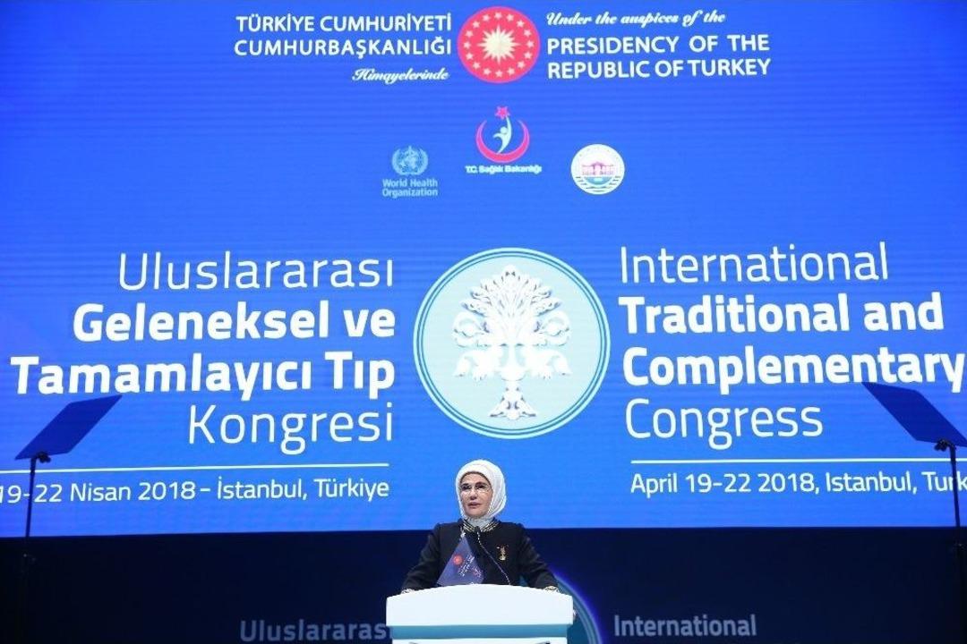 Emine Erdoğan: "insanı Bir Denek Haline Getirmek, İnsan Onuruna Yapılan En B&uuml;y&uuml;k Saldırıdır"