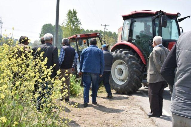 Devrilen Traktörün Altında Kalan Sürücü Hayatını Kaybetti