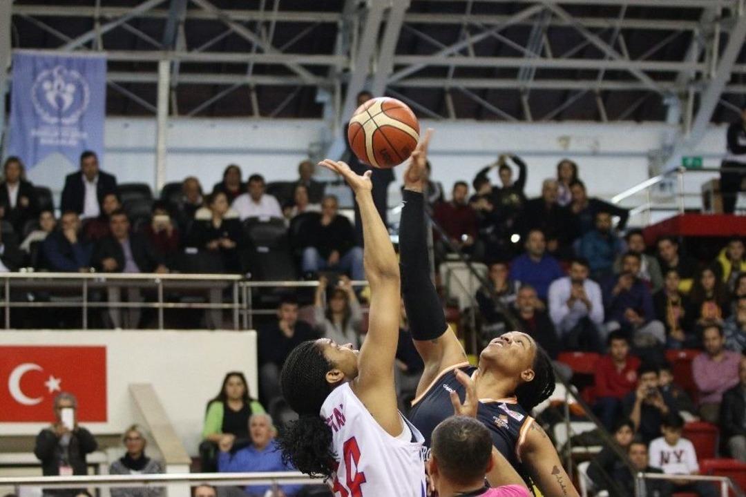 Mersin Derbisinin Kazananı B&uuml;y&uuml;kşehir Belediyespor