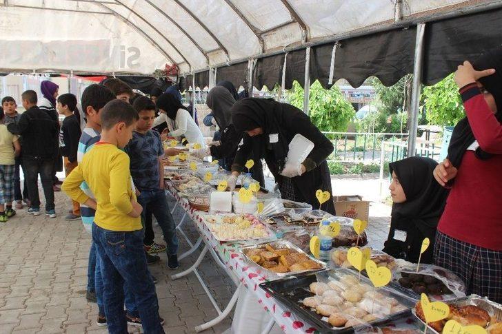 (görüntü Hd) İmam Hatip Öğrencileri Afrika’da Su Kuyusu Açmak İçin Kermes Düzenlendi G3