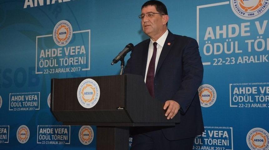 Aesob, Ahde Vefa &Ouml;d&uuml;l T&ouml;reni&rsquo;nde Oda Başkanlarını &Ouml;d&uuml;llendirdi