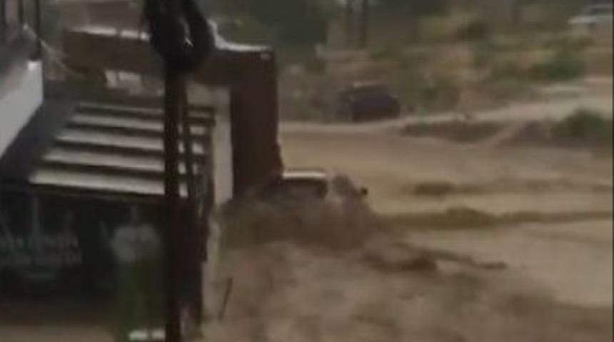 Konya&rsquo;da Sağanak Yağmur Sele D&ouml;n&uuml;şt&uuml;