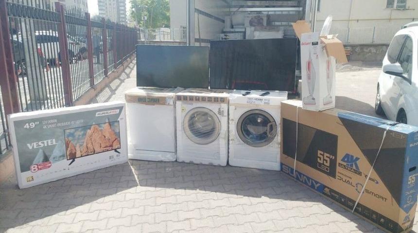 Bir Yılda 2 Milyonluk Hırsızlık Yaptılar