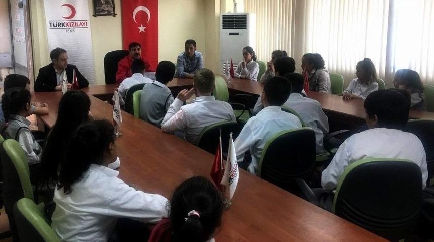 Siirtli &Ouml;ğrenciler Kızılay Faaliyetlerini &Ouml;ğrendi
