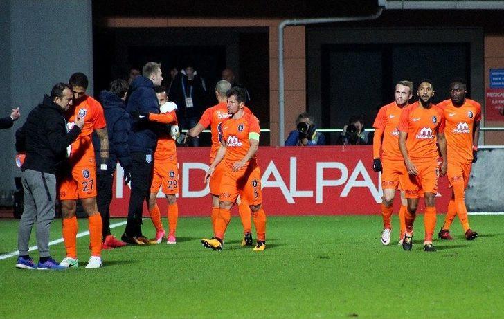 Süper Lig: Kasımpaşa: 1 - Medipol Başakşehir: 2 (maç Sonucu) G5
