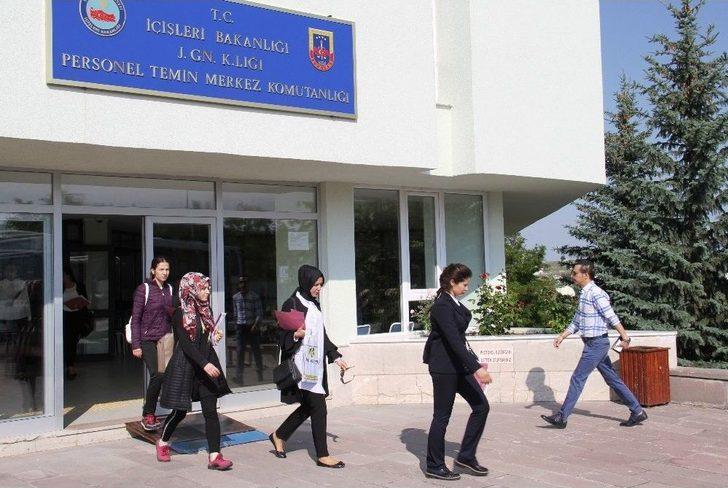 Astsubay Olmak İçin Ter Döken Genç Kızların Heyecanına İha Ortak Oldu G3