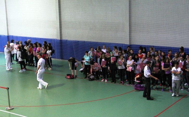 Astsubay Olmak İçin Ter Döken Genç Kızların Heyecanına İha Ortak Oldu G5