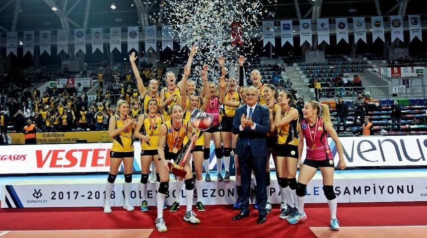 Kupa Voley&rsquo;de Şampiyon Vakıfbank