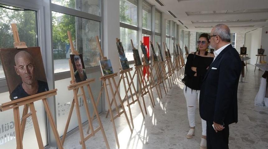 Halk Evi Sergi Salonu&rsquo;nda &Ouml;zel Bir Sergi