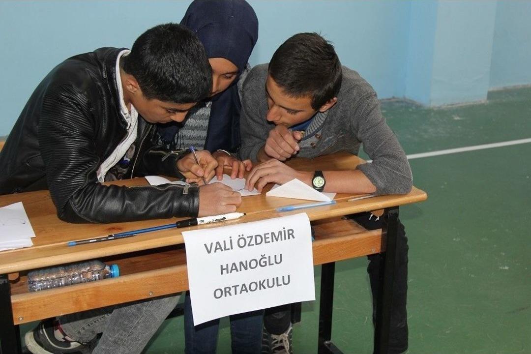Başkale&rsquo;de Okullar Arası Bilgi Yarışması