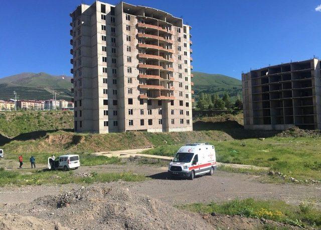 İntihara Teşebbüste Bulunan Liseli Kızın Hayatını Polis Kurtardı