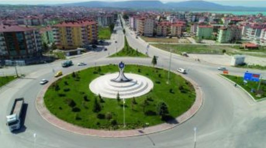 Beyşehir’i Sembolize Edecek Anıt Tamamlandı