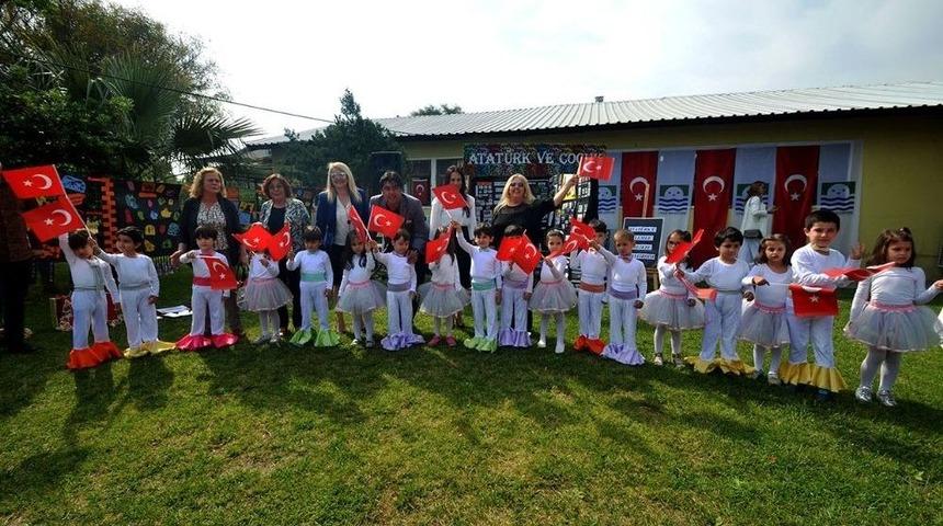 Fo&ccedil;a Belediyesi &Ccedil;ocuk Evi&rsquo;nde 23 Nisan Coşkusu