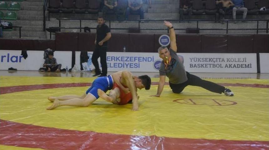 Denizli G&uuml;reş Eğitim Merkezi Yeni Sporcularını Belirleyecek