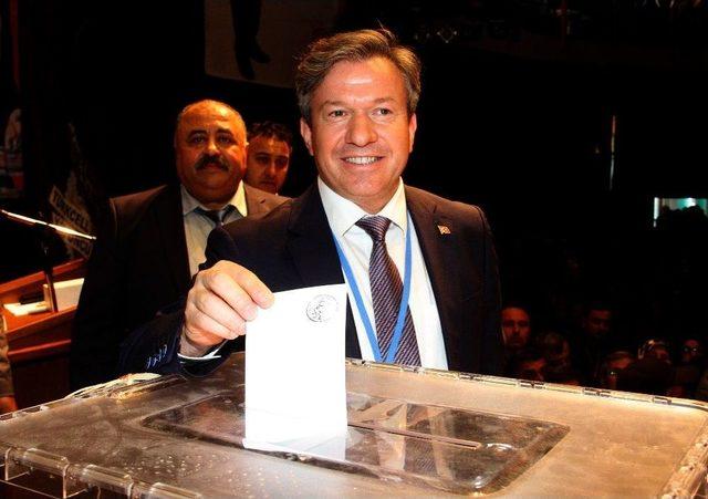 Fethiye Ak Parti’de Kadir Sarıhan Güven Tazeledi