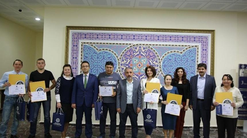 Türkçe Kursu Sertifika Heyecanı